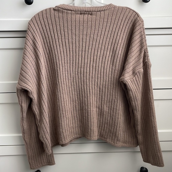 Nasty Gal Women’s Brown Cropped Lightweight Crew Neck Sweater - Size Medium - Picture 3 of 3